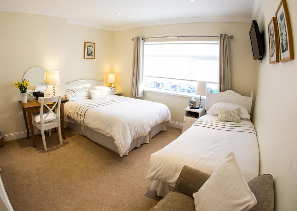 Shantalla Lodge Bed And Breakfast Сантри Номер фото